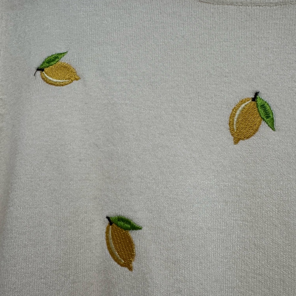 DownEast Cream Knit Embroidered Lemon 🍋 Top - Picture 5 of 6